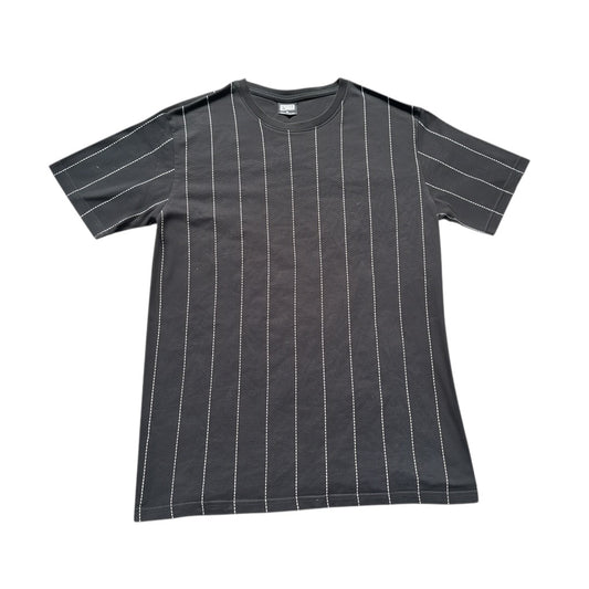 Urban Classics Pinstripe T-Shirt schwarz Größe M vorne