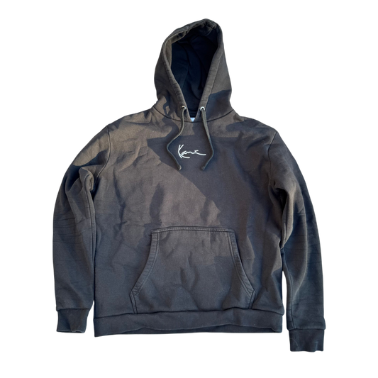 Karl Kani Script Logo Hoodie – Anthrazit · M – Produktansicht