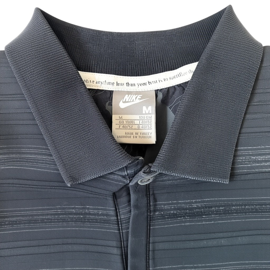 Nike Streifen-Polo Anthrazit, Gr. M – Etikett