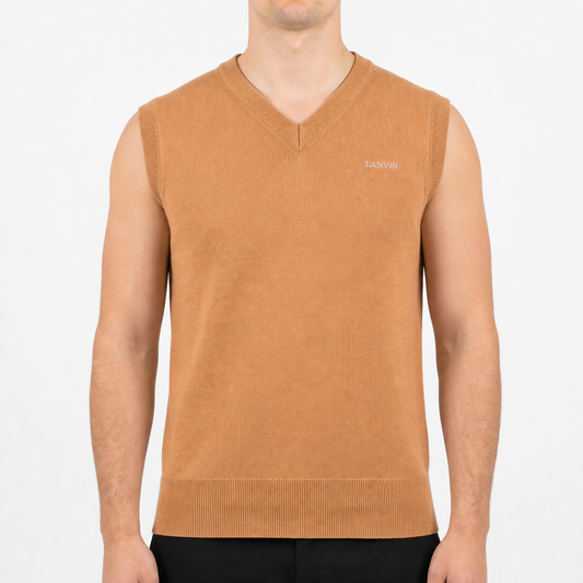 Lanvin Paris Strickpullunder in Apricot Größe 105 in Studioansicht