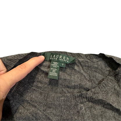 Lauren Ralph Lauren Feinstrickpullover aus Seide und Kaschmir — Anthrazit · S – Etikett/Detail