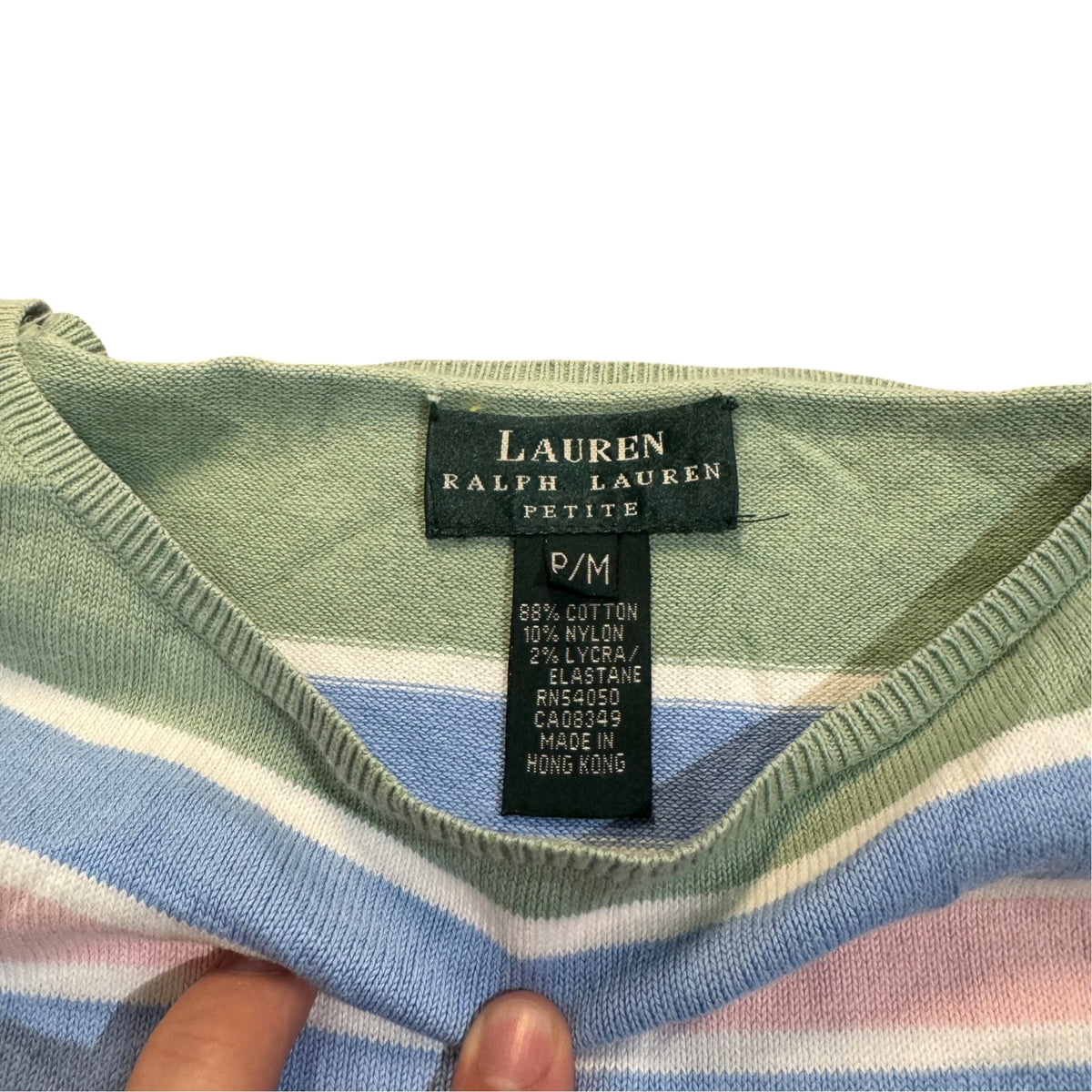 Lauren Ralph Lauren Petite gestreiftes Stricktop — Grün/Mehrfarbig · M (Petite) – Etikett/Detail