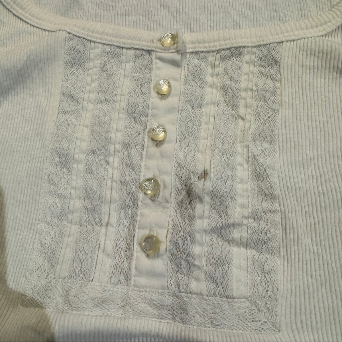 Lauren Ralph Lauren ärmelloser Strickpullunder mit Knopfleiste — Creme · L – Detailansicht