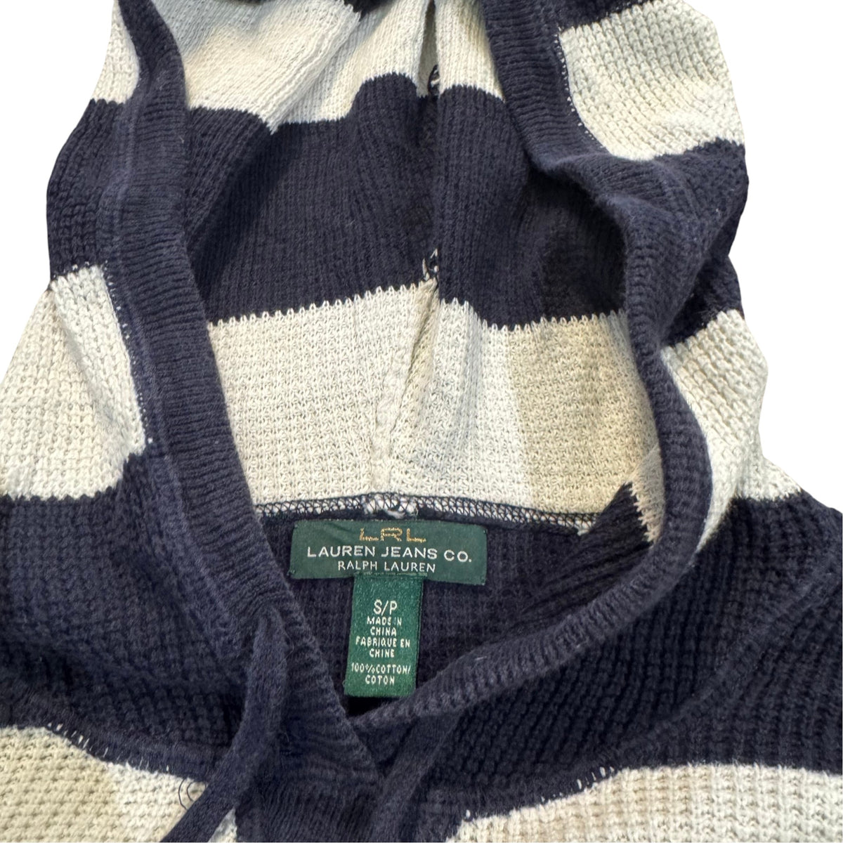 Lauren Jeans Co. Petite gestreifter Baumwollpullover — Navy/Creme · S (Petite) – Etikett/Detail
