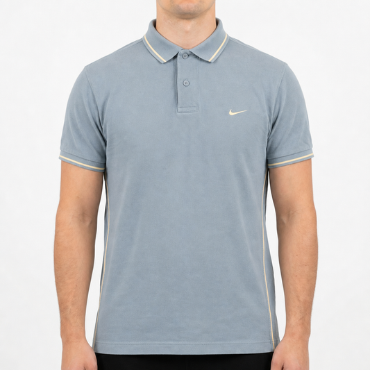 Nike Vintage Polo Hellblau, Gr. 2XL – Titelbild