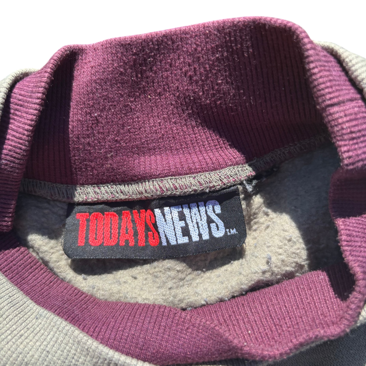 Today's News Colorblock Crewneck Creme/Blau, Gr. unbekannt – Marken- und Größenetikett